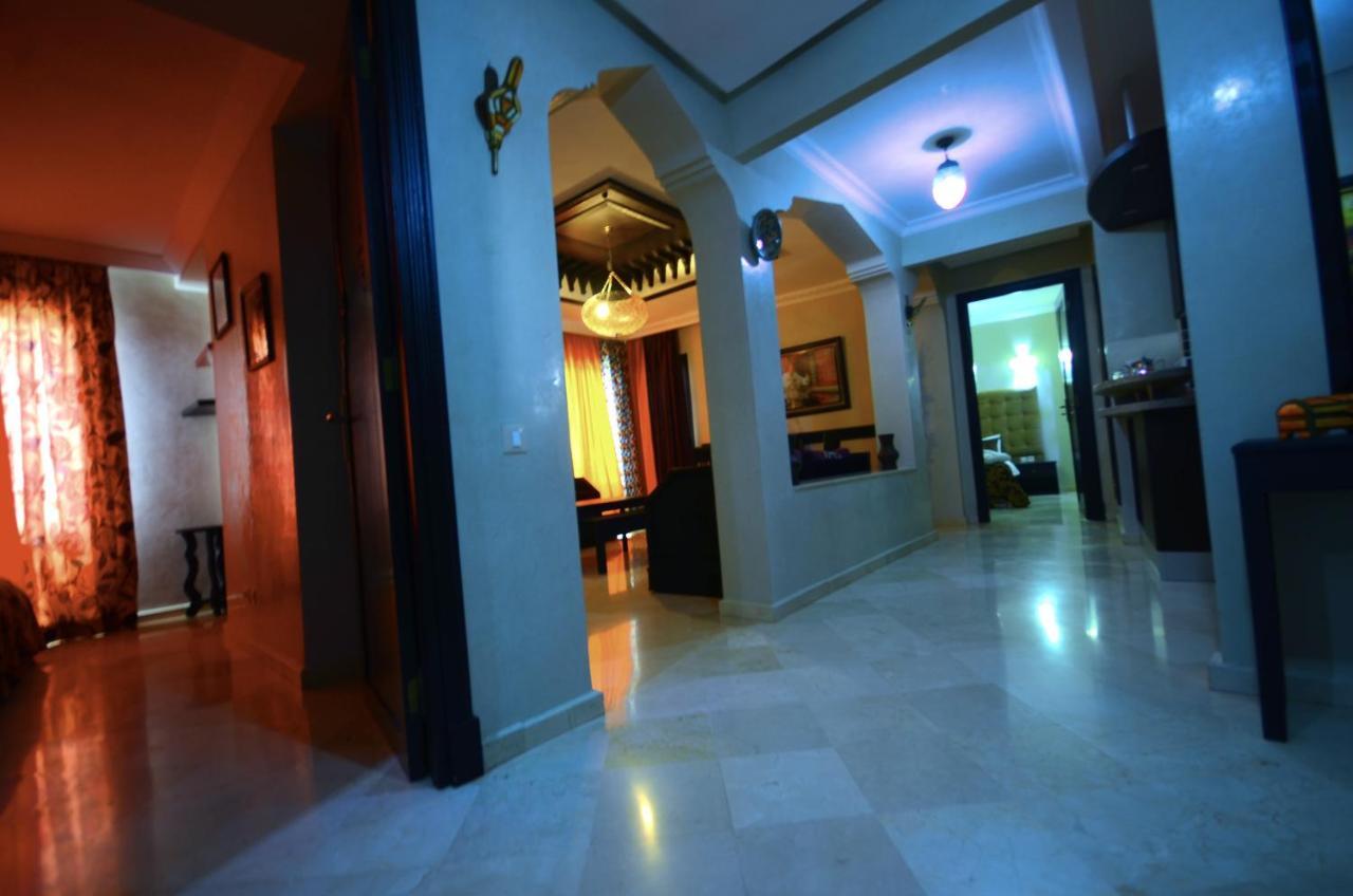 Appartamento Appart Vue Piscine Et Montagne Marrakech Marrakesh Esterno foto