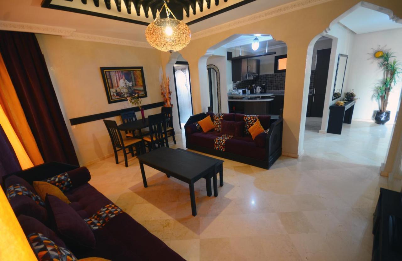 Appartamento Appart Vue Piscine Et Montagne Marrakech Marrakesh Esterno foto