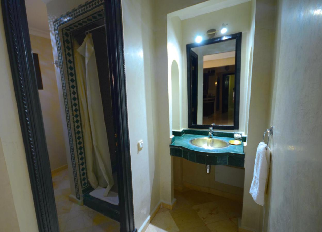 Appartamento Appart Vue Piscine Et Montagne Marrakech Marrakesh Esterno foto